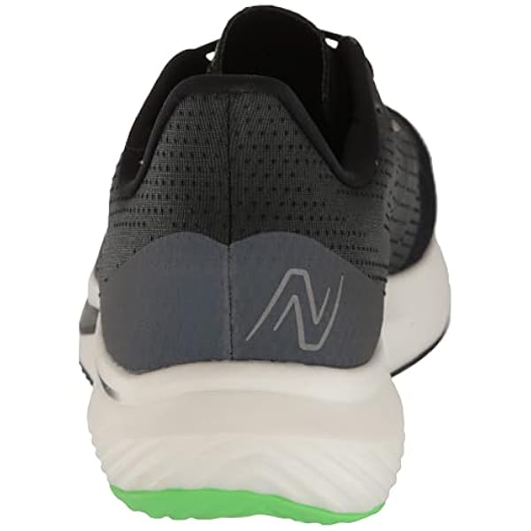 New Balance Herr FuelCell Rebel V3 löparsko
