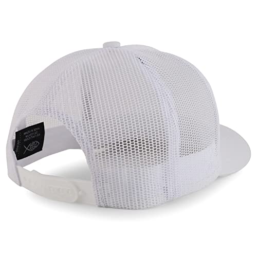 Gorra Trucker estilo 5 paneles con bordado D Old English miniatura 2