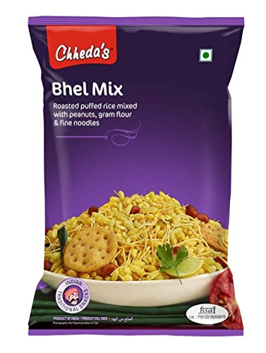 Image of Chheda's - Salt N Pepper Banana Chips (350Gm) and Bhel Mix (300Gm) | Banana Wafers | Indian Namkeen |Ready to Eat - Combo Pack