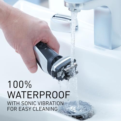 Panasonic ES-RF31 Premium Wet and Dry 4-Blade Electric Shaver for Men with Flexible Pivoting Head, Silver, UK 2 Pin Plug - Image 3