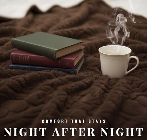 Image of VAS COLLECTIONS Faux Fur Jacquard Tufted Sherpa Blanket | 600 GSM Heavyweight Ultra-Soft & Super Warm Double Bed Blanket | 225 x 220 cm | 5D Embossed Floral Design | Heavy Winter Use - 3 kg, Coffee