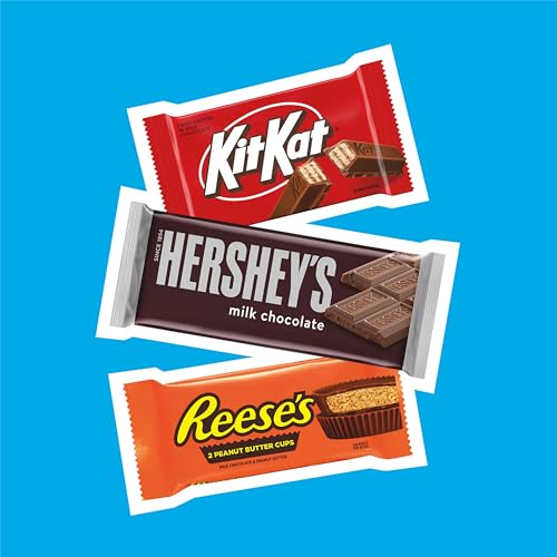 HERSHEY'S, KIT KAT and REESE'S Assorted Milk Chocolate Candy Variety Box, 27.3 oz (18 Count)