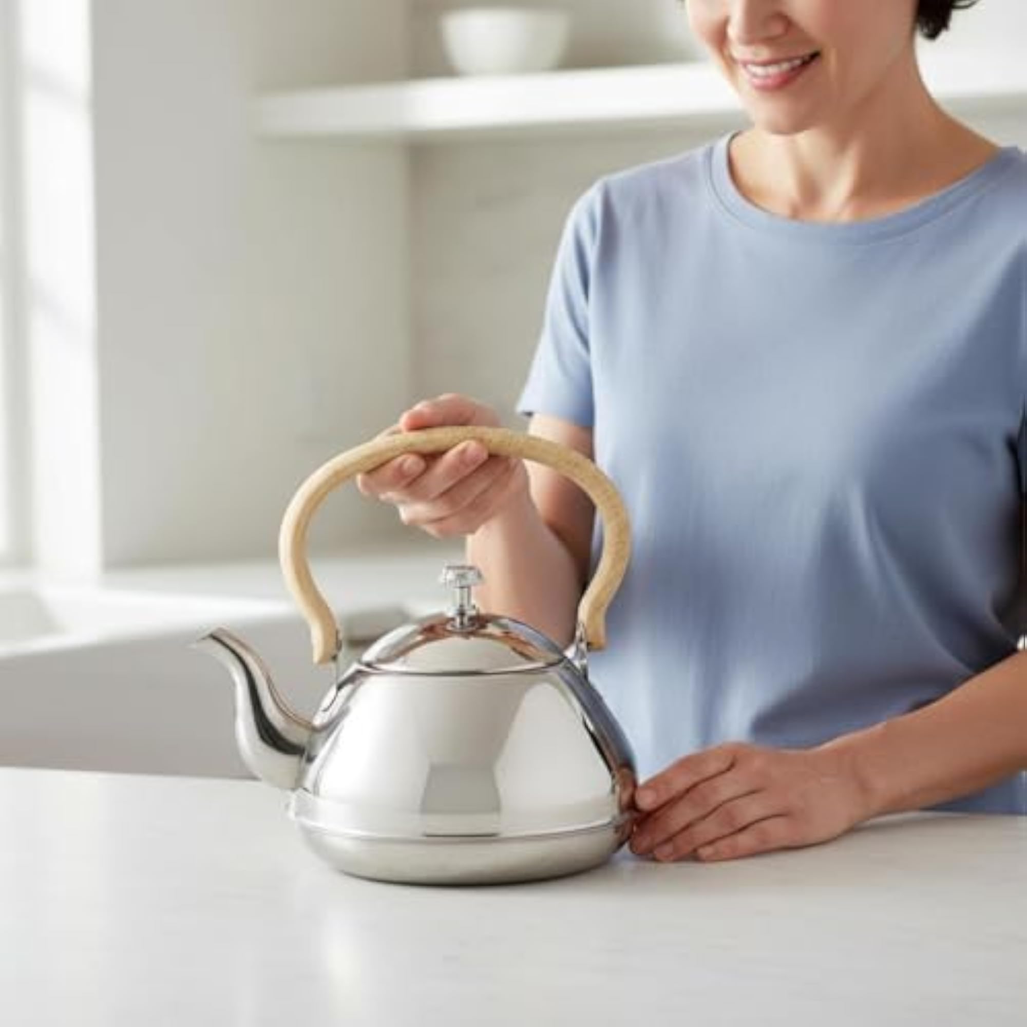 Easy to Clean Stainless Steel Tea Kettle, Shiny Mirror Finish