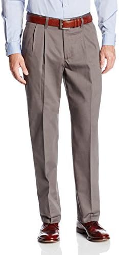 Lee Men's No Iron Relaxed Fit Pleated Pant
