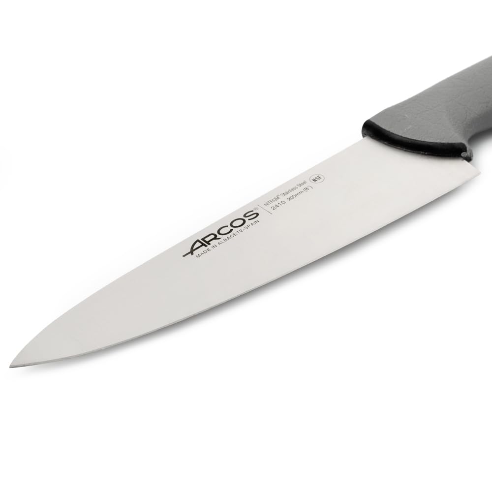 Arcos Serie Colour Proof - Cuchillo Chef 8" - Hoja Acero Inoxidable Nitrum - Mango Ergonómico Polipropileno con Recubrimiento Elastómero -erie Colour Proof. Color Negro.