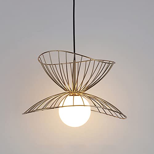Suspension luminaire en métal noir et or pour sublimer l'îlot de cuisine et le salon