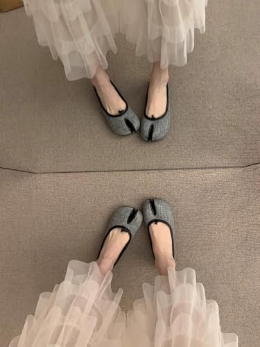 Canvas Tabi Shoes for Women Cute Split Toe Ballet Flats Retro Minimalist Comfortable Flat Shoes for Everyday Wear4