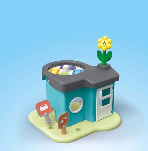 Playmobil 71690 Junior : Maison des Animaux - Comprenant Quatre Animaux de Compagnie - Jouet fabriqué à partir de matière d'origine végétale - Dès 12 Mois