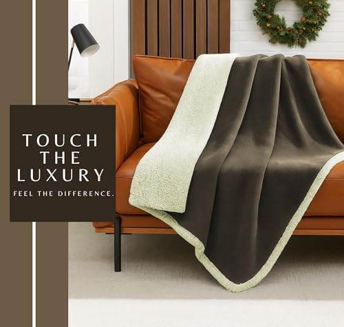 Image of VAS COLLECTIONS Premium Sherpa Flannel Blanket | 460 GSM Ultra-Soft Plush Heavyweight Blanket | Warm & Cozy Winter Comforter for Bedroom - (Grey, 58x88 Inches, Single (2300 g))