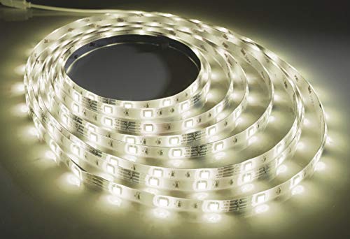 Preisvergleich Produktbild LED Strip mit Farbwechsel und Fernbedienung, 5 Meter