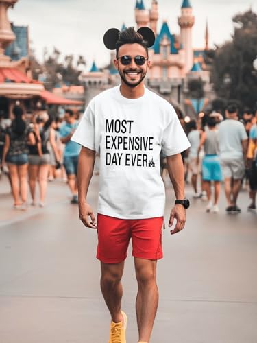 UNIQUEONE Magical Family Vacation Shirts Family Matching Outfits Castle Tees Mom and Dad Couple Outfit T-Shirt2