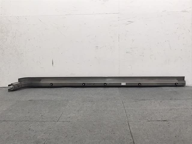 N*t様 NV350キャラバン[KS2E26 前期]リア右スライドドア ガラス N*t様 NV350キャラバン[KS2E26 前期]リア右スライドドア ガラス