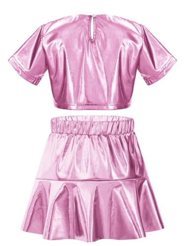 Vestuario de competencia elegante dPois para niña con top metálico negro y falda 5