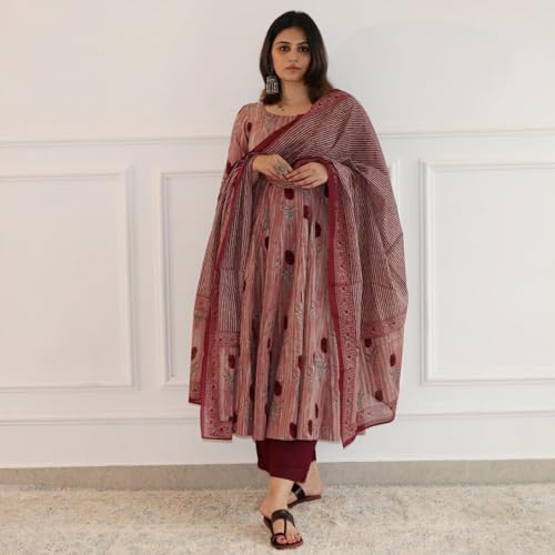 Image of ANNI DESIGNER Women Rayon Blend Kurta with Pant & Dupatta