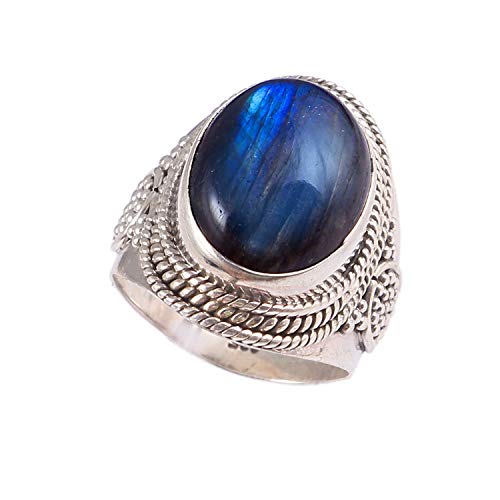 Bague en argent 925 pour femme : sublimez vos tenues avec la labradorite ovale