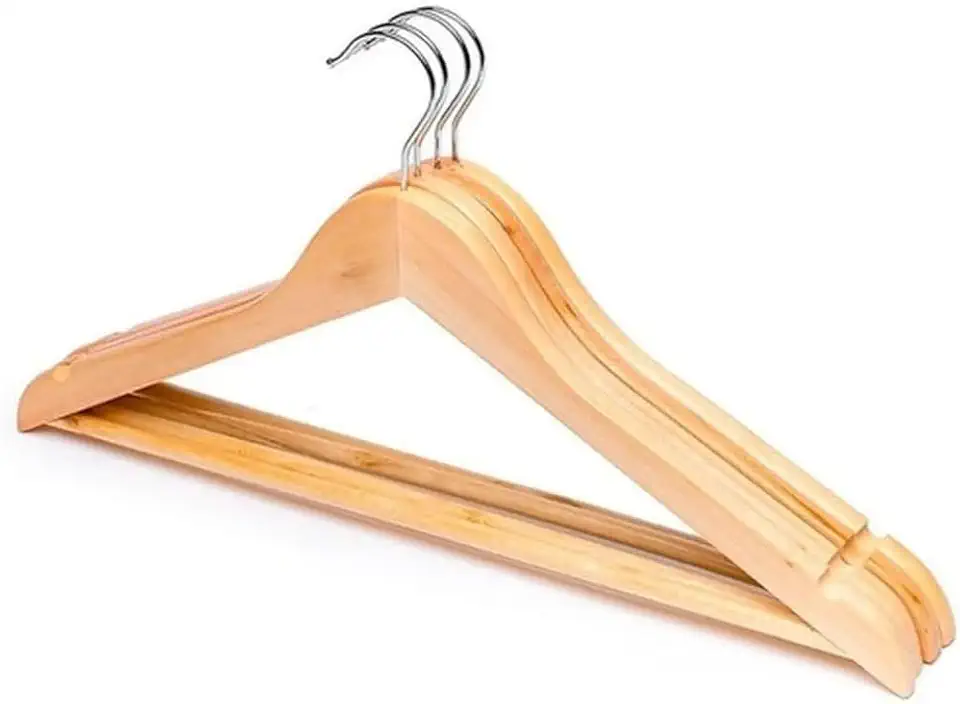 Kit com 3 unidades de Cabides de Madeira com Verniz - 45cm - Luxo, Durabilidade e Organização para Seu Guarda-Roupa.