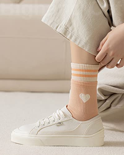 Image of IIG Women's Fashion Cute Cotton Socks Novelty Funny Above Ankle Crew Socks Holiday Gifts for Women 4 /5 Pairs