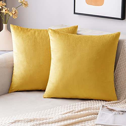 EMEMA Velvet Cushion Covers Lemon Yellow Decorative Throw Pillow Case 18x18 Inch 45x45 cm Pillow Covers for Livingroom Sofa Bedroom Pack of 2