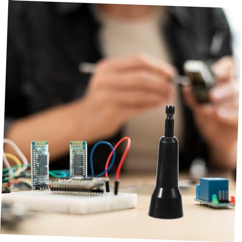 Fils électriques mal serrés ? Utilisez cet outil de sertissage rapide pour perceuse