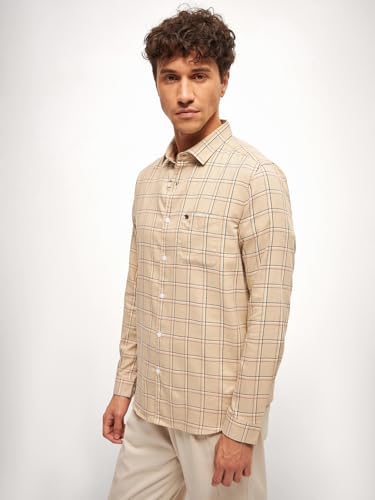 Image of THE BEAR HOUSE Men Spread Collar Checked Cotton Slim Fit Shirt
