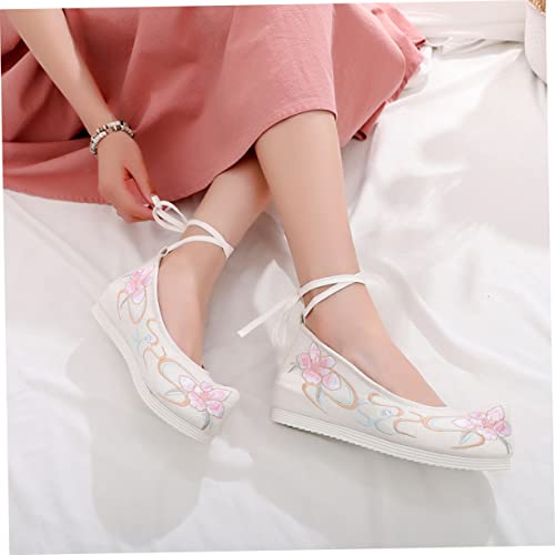 Chaussures brodées en soie blanche style ethnique à slope Ipetboom