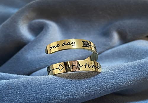 Vrycot Stainless Steel Encourage Ring Adjustable Steel Gold Keep Going Ring Inspirational Opening Stacking Cute Band Jewelry2