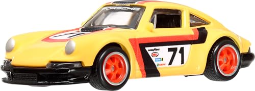 Hot Wheels Premium Car Culture Circuit Legends Toy Vehicle, 1:64 Scale Die-Cast '71 Porsche 911 for Collectors, Real Riders Tires, Metal/Metal Chassis