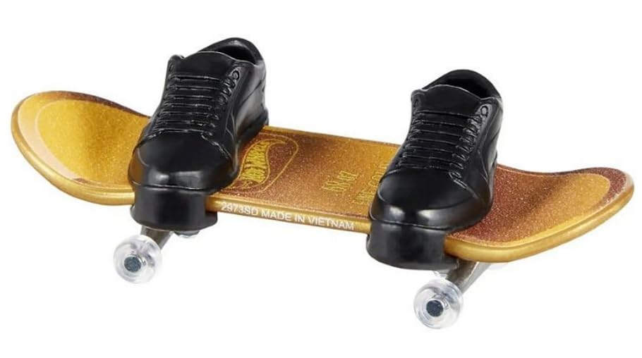 Hot Wheels - Edizione limitata Skate Bold In Gold Board (HYH25)