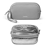 tomtoc ガジェットポーチ 大容量 トラベルポーチ PC周辺小物収納ポーチ 小物入れ バッグ ケース ケーブル アダプタ モバイルバッテリー マウス収納 出張 お出掛け オフィス 旅行 便利グッズ バックインバッグ 二層 自立 撥水 軽量 グレー