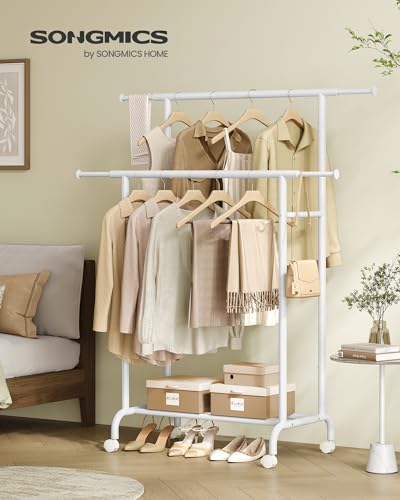 SONGMICS Kleiderständer auf Rollen, doppelte Stangen, ausziehbare Kleiderstangen, Garderobenständer aus Stahlrohren, bis 80 kg belastbar, 83-120 cm breit, wolkenweiß HSR133W01
