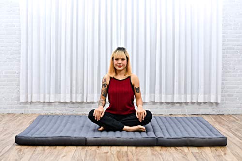 Image of Leewadee Trifold Mattress XL - Comfortable Thai Massage Pad, Foldable Relaxation Floor Mattress Filled with Kapok, Perfect to Use as a Sleeping Mat 79 x 39 inches, Anthracite