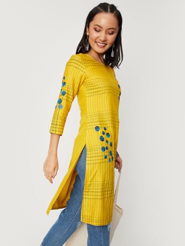 Image of Max Women's Rayon Straight Fit Straight Checked Knee-Length Western Kurta