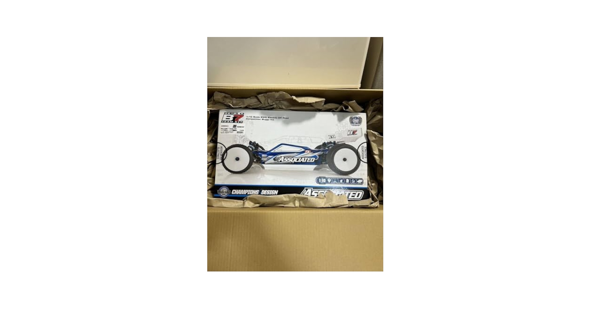 アソシエイテッド　RC10B6.3 メカ無し　屋内カーペットコースでのみ使用 AS90029 RC10B6.3 Team Kit （人工芝＆カーペット路面向）廃番
