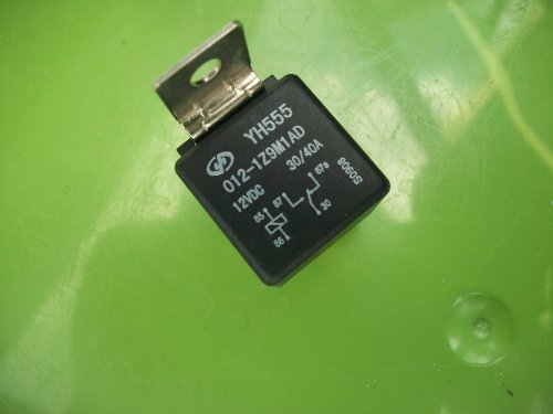 TYCO YH555 Relay 012-1Z9M1AD 12VDC 30-40A