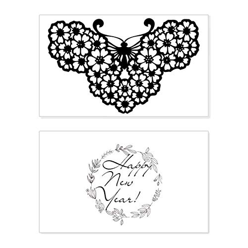 Tarjeta de felicitación de año nuevo con diseño conmemorativo de mariposa floral