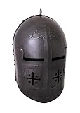 Dieser Helm ist eine Rekonstruktion nach einem Steinrelief von William de Staunton.