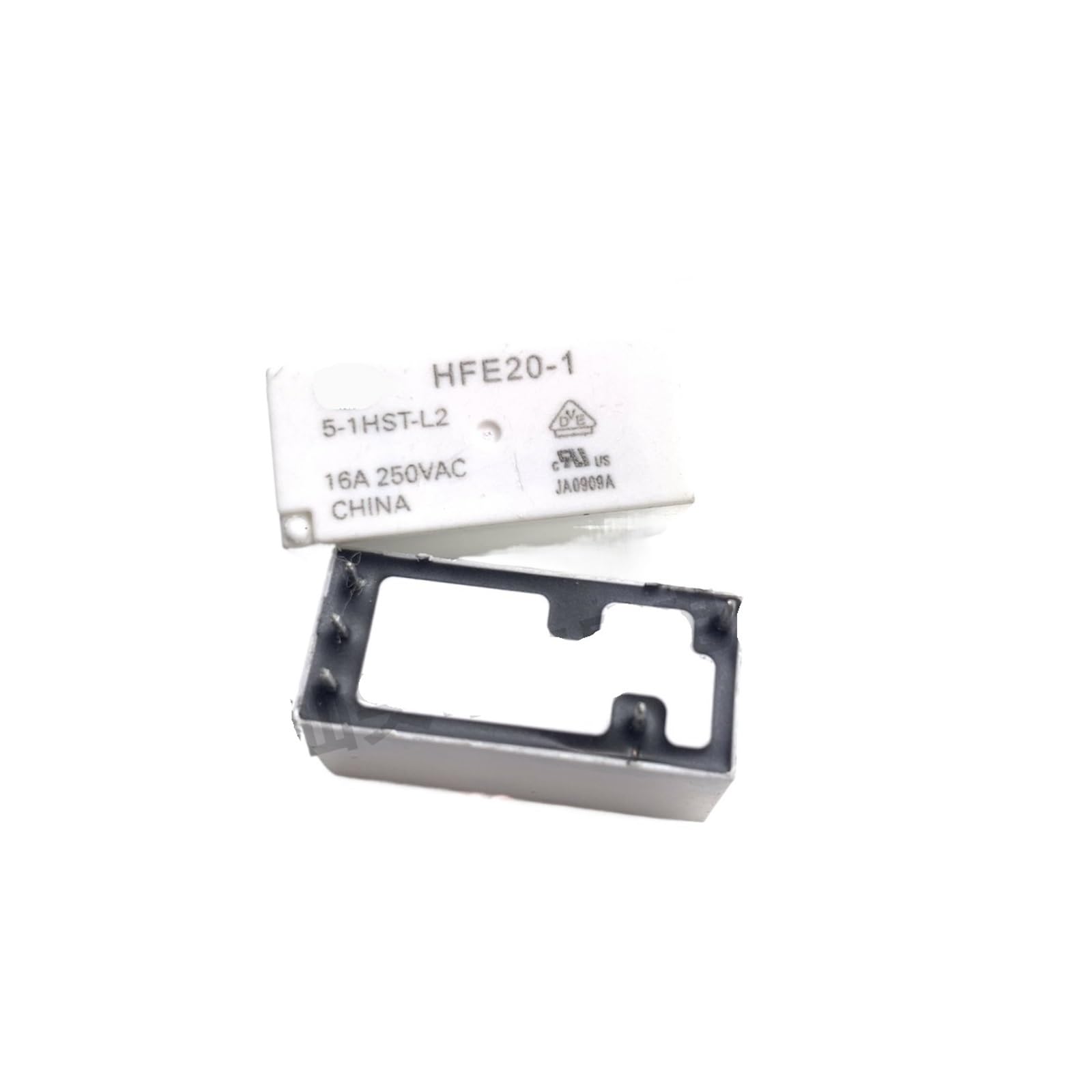Relé HFE20-1 12-1HST-L2 de 12V para cajas de distribución y domótica