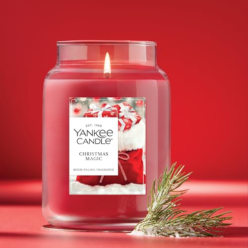 Yankee Candle Christmas Magic Scented Candle, 22oz Large Jar with up to 150 Hour Burn Time, Giftable, Holidays - Image 5