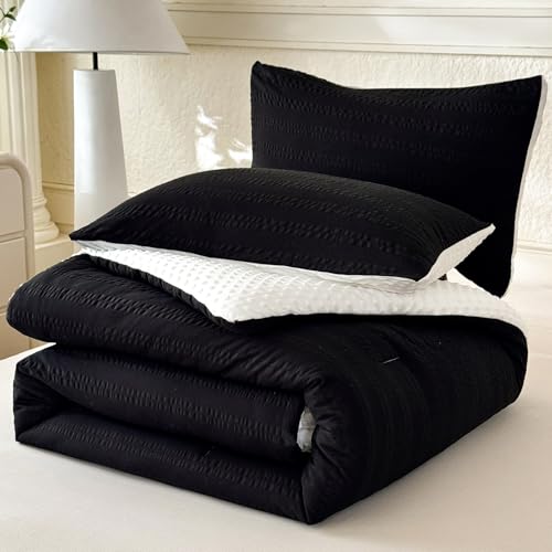 Image of tohrisa Boho Comforter Set King Size Striped Pleats Bohemian Seersucker Bedding Set All Season Soft Cozy 3 Pieces Quilt with 2 Pillowcases(104 inchX90 inch Black)