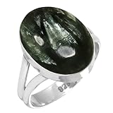 Pietra preziosa - Vera pietra preziosa di serafinite russa verde ovale 12x16 mm.