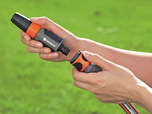 Gardena Grundausstattung mit Anschlussteilen für 13 mm (1/2 Zoll)- und 15 mm (5/8 Zoll)-Schläuche: Wasserhahn Anschluss-Set mit Reinigungsspritze (18291-20)