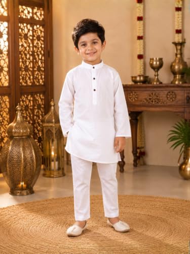 Image of superminis Baby Boys Cotton Solid Ethnic Wear Kurta Pyjama Set With Wooden Button