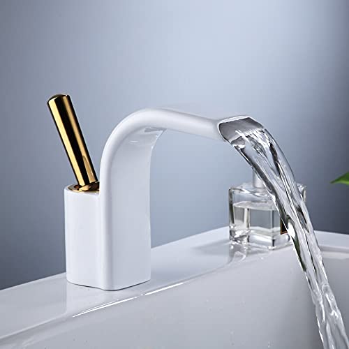 Robinet mitigeur cascade pour une salle de bains moderne et relaxante