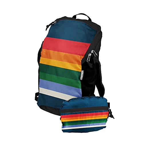 ChicoBag Mochila reciclada RePETe com bolsa embutida e clipe mosquetão | Perfeita para atividades ao ar livre | Mochila reutilizável e ecológica | Listras retrô (pacote com 1)