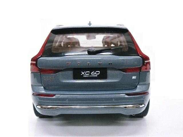 Amazon | VOLVO特注 1/18 ボルボ XC60 リチャージ (グレー) 2022 