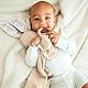 Mikito Baby Geschenk Junge & Mädchen/Neugeborenen Geschenk mit Musselin Schnuffeltuch + Beißring + Lätzchen + Baby Holzschild/Geschenk zur Geburt