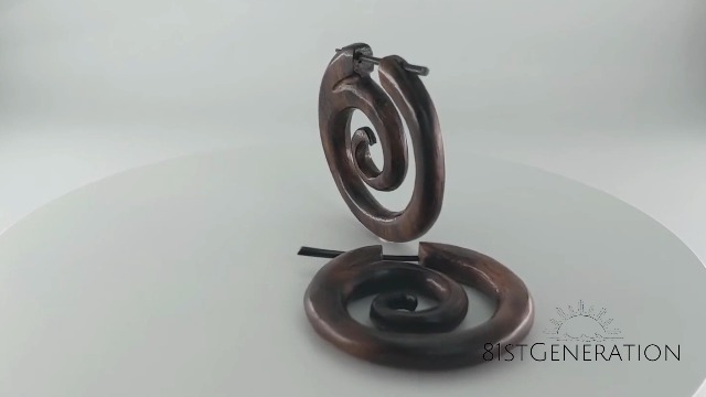 81stgeneration Orecchini Lunghi a Spirale in Corno Nero con