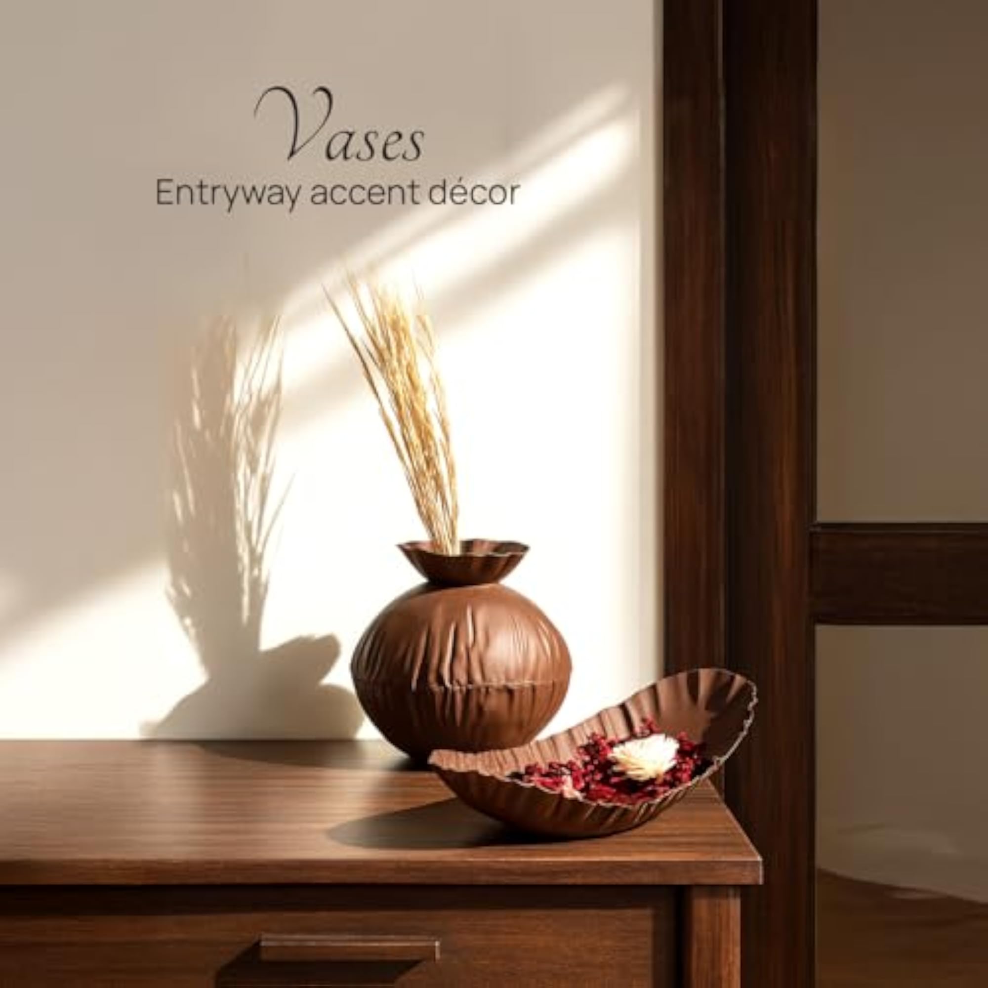 Metallic Exquisite Decorative Tray for Home Styling