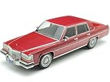 MCG 1/18   Cadillac Fleetwood Brougham   1982 18251R