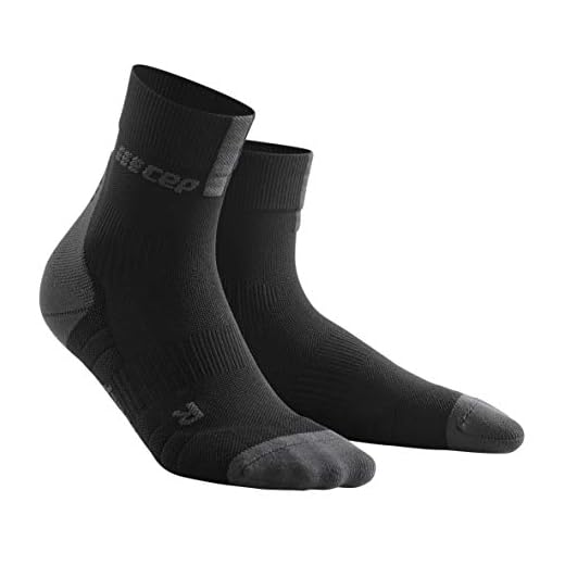 CEP Women's Crew Cut Compression Socks, Short Socks, 3.0, Black/Dark Grey II